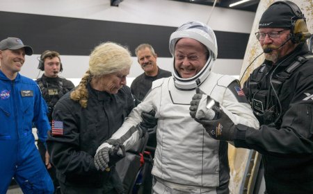 NASA's Mike Fincke identifies himself as the ailing astronaut who prompted space station evacuation