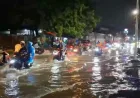 Jalan Plumpang Semper Banjir Akibat Hujan Deras, Warga Diminta Waspada