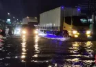 Banjir Akibat Hujan Semalaman di Kota Tangerang Ganggu Arus Lalu Lintas