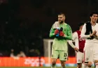 Maarten Paes Akui Mengeluarkan Kata-Kata Kasar Saat Ajax Kalah dari FC Groningen