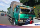 Kecelakaan Beruntun 7 Kendaraan di Tol JORR: 2 Orang Terluka dan Kerusakan Parah