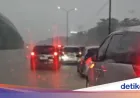 Macet Parah di Tol Jagorawi Arah Jakarta Akibat Genangan Banjir di KM 12