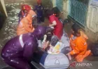 Evakuasi Enam Warga Terdampak Banjir di Cibubur: Ketinggian Air Capai 1 Meter Lebih