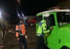 Polres Malang Awasi Kelaikan Jip Wisata Bromo untuk Cegah Kecelakaan Libur Lebaran