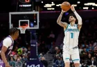 Hornets Cetak 26 Tripoin, Hancurkan Kings dengan Skor 134-90