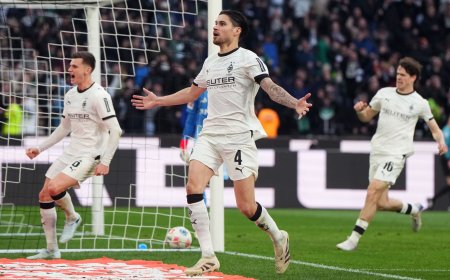 Kevin Diks Jadi Penentu Kemenangan Borussia Moenchengladbach Lewat Gol Penalti Injury Time