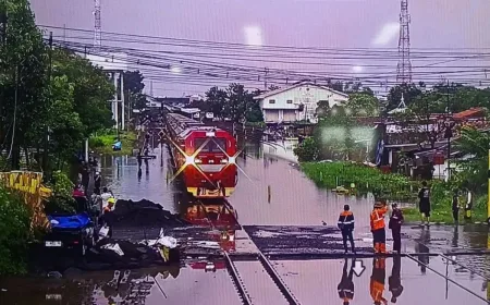 Menteri PU Bentuk Satgas Bersama Antisipasi Banjir di Rel Kereta