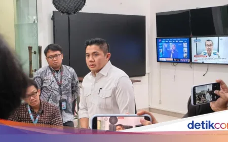 Seskab Teddy Tegaskan Program MBG Tidak Kurangi Anggaran Pendidikan 2026