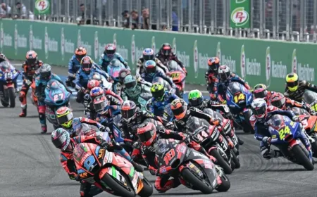 Red Flag Dikibarkan Usai Kecelakaan Mengerikan Moto2 Thailand 2026