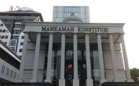MK Diminta Larang Keluarga Presiden dan Wapres Ikut Pilpres, PKS Apresiasi Langkah Ini