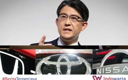 Toyota, peers make cooperation key to Japan automakers' global survival