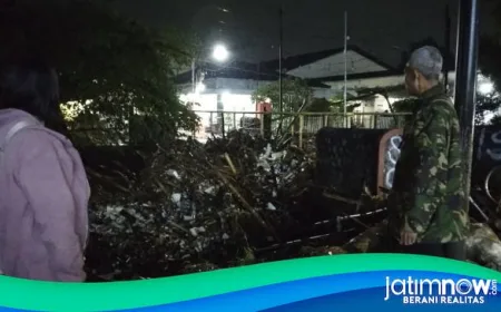 Sungai Serinjing Kediri Meluap, Sumbatan Sampah Pemicunya