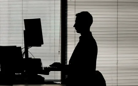 Perusahaan Ini Mulai Membuat CRM Sendiri dengan Bantuan AI, Tren Baru Bisnis Digital