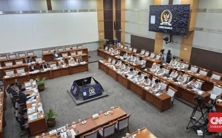 DPR Siapkan Rapat Darurat Bahas Haji Akibat Situasi Memanas di Timur Tengah