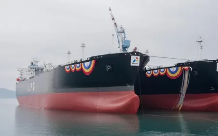 2 Kapal Minyak RI Terjebak di Selat Hormuz, Bahlil Ungkap Kondisi Terbaru