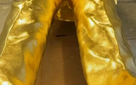 Pematung Tolak Serahkan Patung Trump Senilai Rp1,5 Miliar karena Belum Dibayar