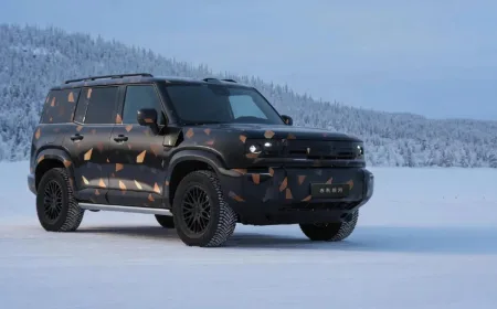 Geely Siapkan SUV Off-road Baru Tantang Land Rover Defender 2026