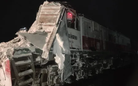 Kecelakaan Kereta Api Blambangan Ekspres dengan Truk Gandeng di Probolinggo, Masinis Luka