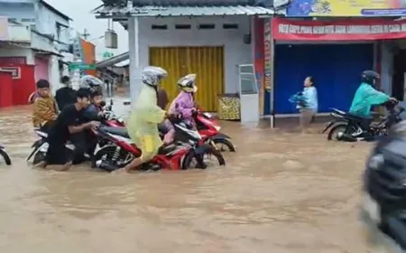 Banjir Cilegon Rendam Permukiman dan Jalan Utama, Banyak Kendaraan Mogok