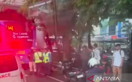 Kronologi Kecelakaan Maut di Jakut: Pengendara Motor Tewas Tersenggol Bus TransJakarta