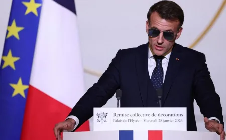 Macron Apresiasi RI Larang Anak Pakai Medsos, Ikut Gerakan Perlindungan Digital