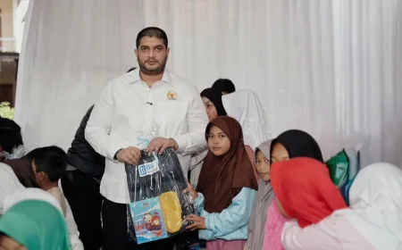 Rajiv Serahkan PIP dan KIP untuk Anak Korban Longsor Cisarua, Komitmen Pendidikan Terjaga