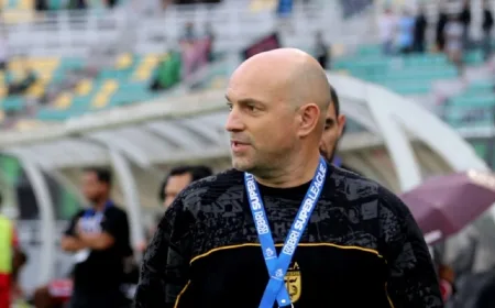 Bernardo Tavares Siap Putus Rekor Buruk Persebaya Lawan Borneo FC di Super League