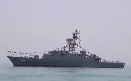 Perang Laut Iran Gencar Serang Kapal Induk AS USS Abraham Lincoln dengan Rudal