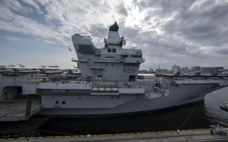 Kapal Induk Inggris Siap Dikerahkan ke Timur Tengah Setelah Sindiran Trump