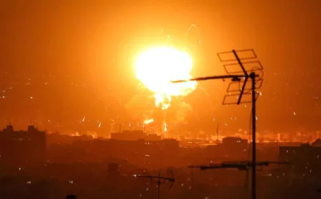 Israel Bom Depot Minyak Iran, Bola Api Membumbung Tinggi di Teheran