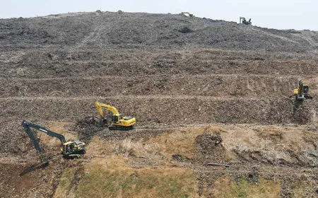 Tanah Longsor di TPA Bantargebang: 3 Orang Meninggal, Evakuasi Berlanjut