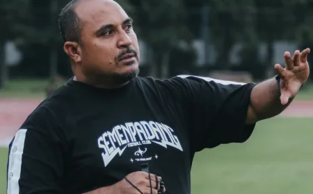 Link Live Streaming PSBS Biak vs Semen Padang Malam Ini: Imran Nahumarury Bidik Kemenangan Penting