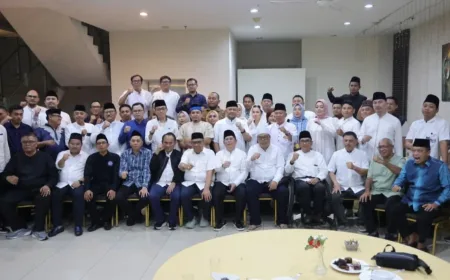 Buka Puasa Bersama DPN BMI dan Wamenaker Afriansyah Noor Pererat Silaturahmi dengan Demokrat