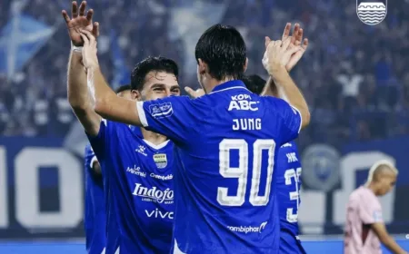 Hasil Persib Bandung vs Persik Kediri: Pangeran Biru Menang 3-0 di Super League 2025-2026