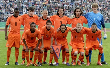 Ezra Walian dan Calvin Verdonk: Dari Timnas Belanda U-16 ke Kolaborasi di Timnas Indonesia