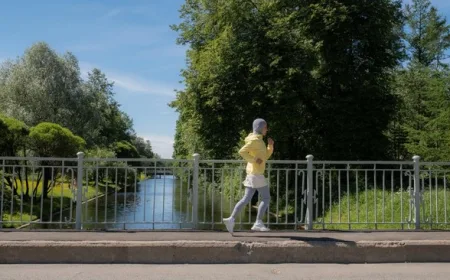 Waktu Terbaik Olahraga Saat Puasa Ramadan: Saran Dokter dan Pelatih