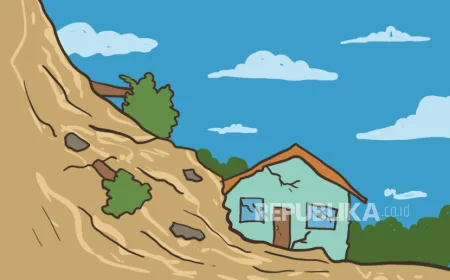 Longsor Tebing 30 Meter di Brebes Hancurkan Bangunan Sekolah dan Putuskan Akses Jalan