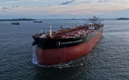 2 Kapal Pertamina Keluar Area Konflik Timur Tengah, Pasokan BBM RI Terjamin