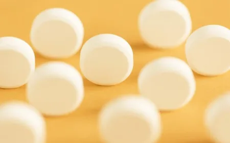 Bahaya Kapur Barus di Lemari: Risiko Keracunan yang Harus Diwaspadai