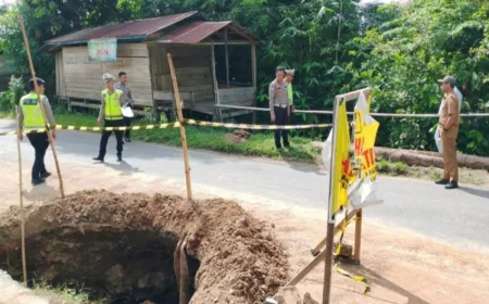 Polda Sulbar Survei Jalan Rusak untuk Cegah Kecelakaan Lalu Lintas