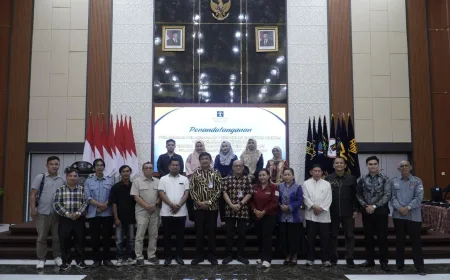 Kanwil Kemenkum Kalbar Teken Perjanjian Bantuan Hukum 2026 dengan 12 PBH Terakreditasi