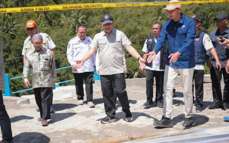 Gubernur Luthfi Prioritaskan Perbaikan Sekolah dan Jalan Pasca Longsor Brebes