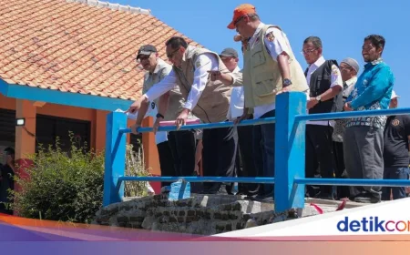 Ahmad Luthfi Tinjau Longsor Brebes dan Dorong Perbaikan Jalan serta Sekolah