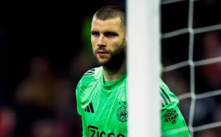 Maarten Paes Dinilai Buruk untuk Ajax, Jordi Cruyff Dituding Nepotisme