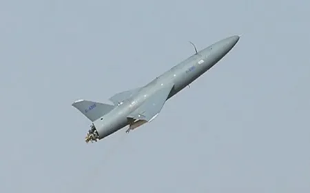 Rusia Bantu Iran dengan Taktik Drone Canggih untuk Serang AS dan Israel