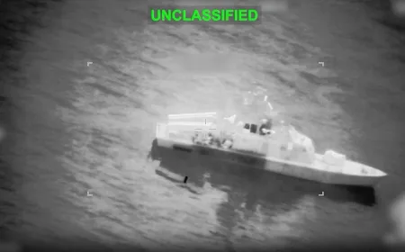 Kapal Iran Kejar Kapal Induk AS USS Abraham Lincoln, Berujung Dirusak Rudal