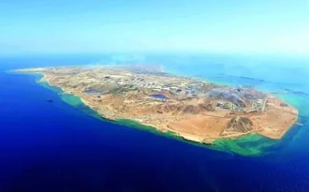 AS Bom Pulau Kharg: Upaya Hentikan Kontrol Iran di Selat Hormuz
