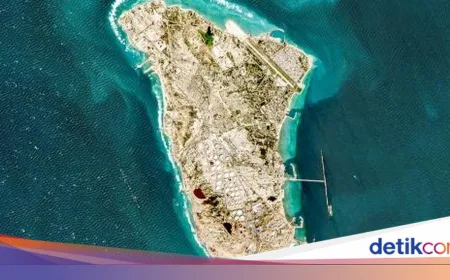 Trump Klaim AS Lakukan Serangan Bom Paling Dahsyat di Pulau Kharg Iran