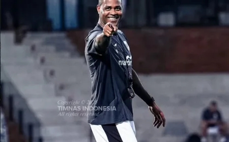 Patrick Kluivert dan Clarence Seedorf Siap Bawa Suriname ke Piala Dunia 2026