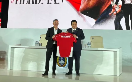 John Herdman Resmi Tambah Simon Grayson ke Staf Pelatih Timnas Indonesia